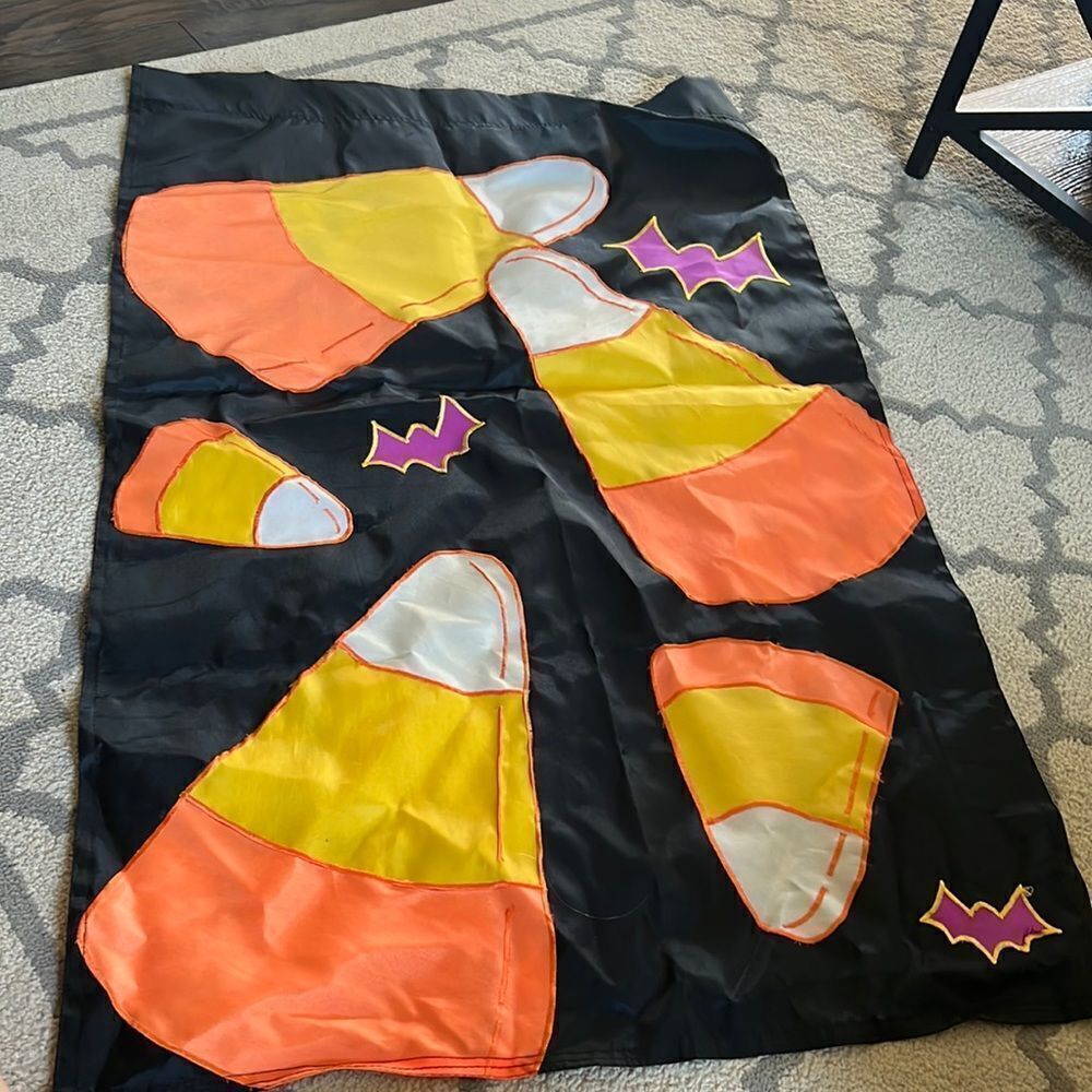 VTG‎ Autumn Fall Halloween Garden Yard Flag Banner Nylon Candy Corn bats EUC